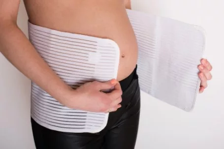BeautyMommy Original szülés utáni haskötő S - fehér