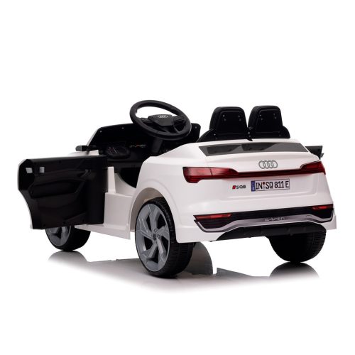 Chipolino Audi SQ8 elektromos autó - white