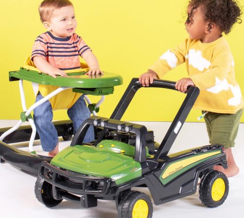 Bright Starts Járóka 4 az 1-ben John Deere Gator™ 6 hónapos kortól