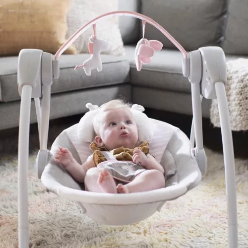 INGENUITY Hinta dallomokkal, Flora the Unicorn™, 0 hó+, 9 kg-ig