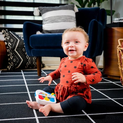 BABY EINSTEIN Zenélő játék Piano - 3hó+