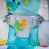 Baby Einstein Zenélő rezgő pihenőszék fényekkel Kick to It Neptune 9 kg-ig
