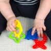 BABY EINSTEIN Rágóka 4db BPA mentes Cool Critters - 3hó+