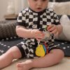 BABY EINSTEIN Rágóka csörgővel zebra Zen™ Shake-a-Shape BPA mentes - 0hó+