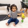 BABY EINSTEIN Játék csörgővel C-karikán u Cal-a-Puller™ - 0hó+