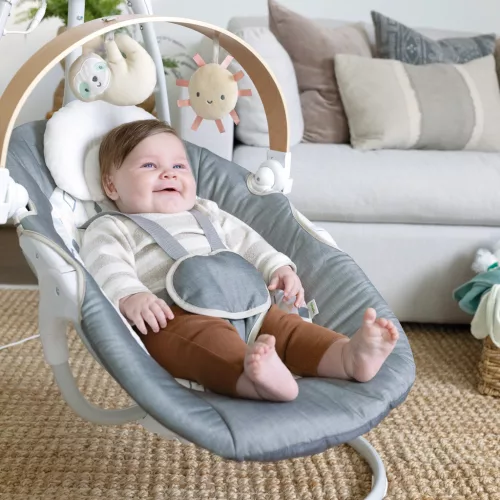 INGENUITY Parker™ zenélő hintaszék 0 hónapos kortól, 9 kg-ig