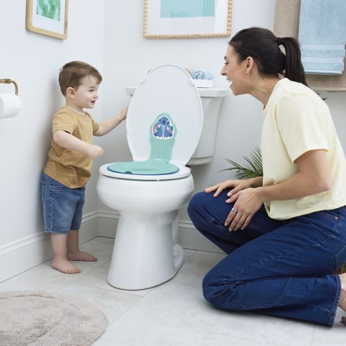 Bright Starts Flip & Sit™ STITCH™ 18m+ WC-redukció, 23 kg-ig