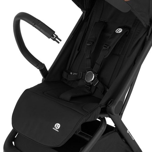 Petite&Mars Sport babakocsi Flip - Forever Black