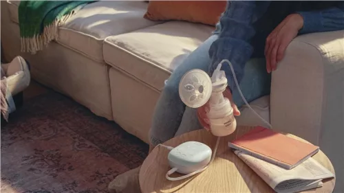 Philips AVENT Elektromos mellszívó Essential SCF323/11