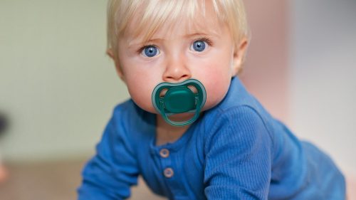 Avent SCF085/31, 2 darab, kék, fiús játszócumi, ultra air neutral, 6-18hó