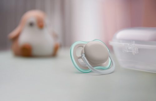 Philips Avent SCF354/01, Játszócumi, Ultra Air, neutral, 18 hó+, 1db