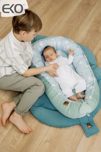 EKO Babafészek Velvet Dogs 90x60 cm - Mint