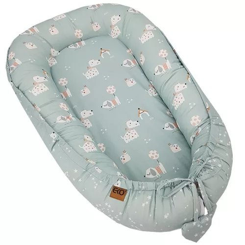 EKO Kétszínű pamut babafészek Dogs Stars 90x60 cm - Mint