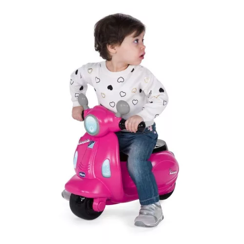 Chicco Vespa Primavera robogó 12-36 hó, lábbal hajtós, rózsaszín