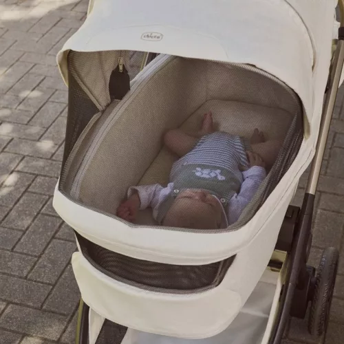 Chicco Flexi mózeskosár csak szettben kapható a Bellagio babakocsihoz Kory Plus hordozóval