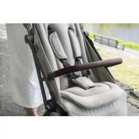 Britax Römer FLYLITE babakocsi - Carbon Black