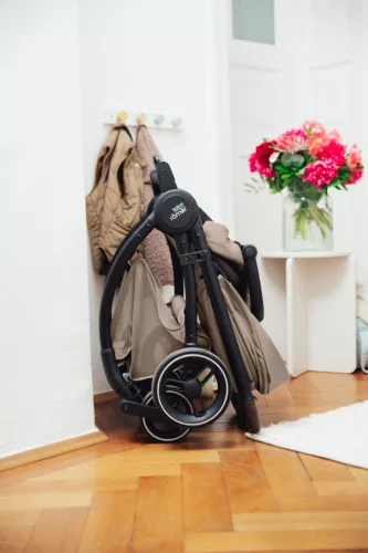 Britax Römer Rio Style babakocsi - Carbon Black