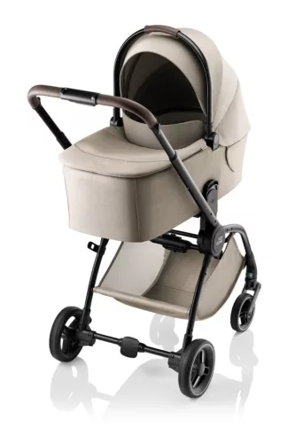 Britax Römer Comfort Plus STYLE Szett (Rio babakocsi + mózeskosár + Baby-Safe PRO babahordozó + Vario Base 5Z) - Teak