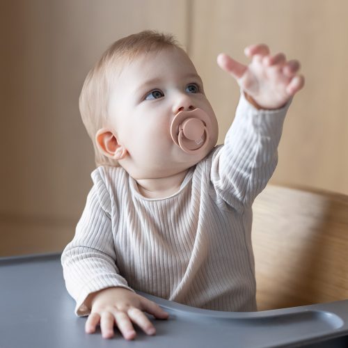 LOVI Világító dinamikus szilikon cumi PRIME 0-6hó 1db - Blush