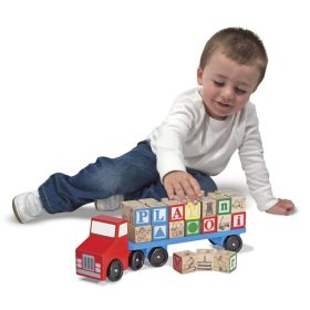 Melissa & Doug betűszállító teherautó