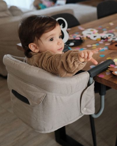 Inglesina Fast asztalhoz erősíthető etetőülés Desert Beige