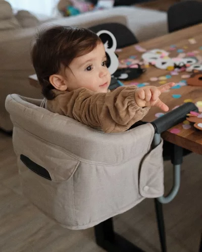 Inglesina Fast Asztalhoz erősíthető etetőülés - Desert Beige