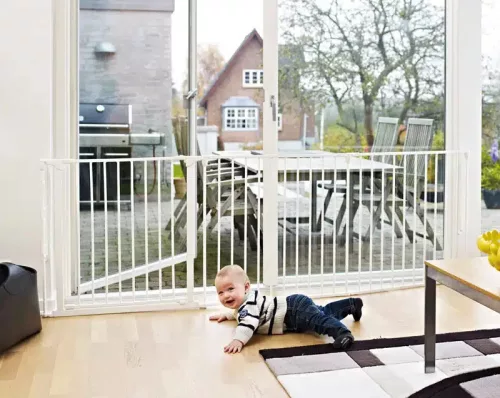 Baby Dan Flex L térkorlát, 90-225 cm, fehér