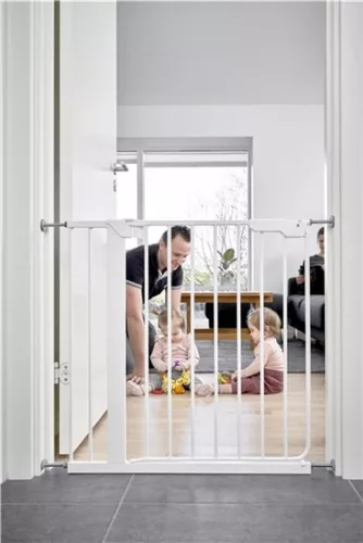 Baby Dan Védőrács Maja 2 toldattal 74-80 cm - white
