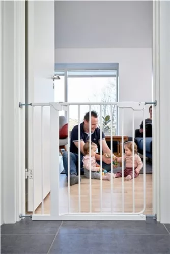 Baby Dan Védőrács Maja 2 toldattal 74-80 cm - white