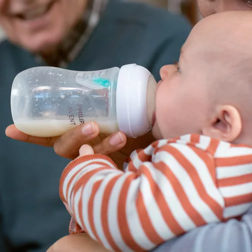 Philips AVENT Cumisüveg Natural Response AirFree szeleppel 260ml