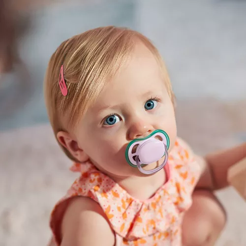 Philips AVENT Játszócumi Ultra Air neutral 0-6hó lányos 2db - lila
