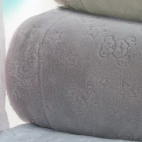   Gamberritos plüss takaró 80x110cm maci és csillag - szürke 10878