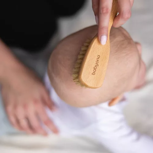 BabyOno Baba hajkefe bükkfa és vaddisznósörte közepes 1655