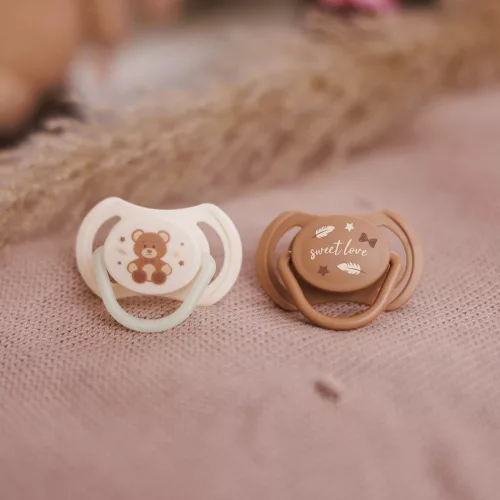 BabyOno Játszócumi szimmetrikus szilikon dupla Sweet Love 0-6 hó 1669/01
