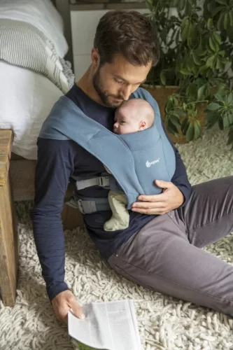 Ergobaby Embrace Hordozó: Oxford Blue / Oxford kék