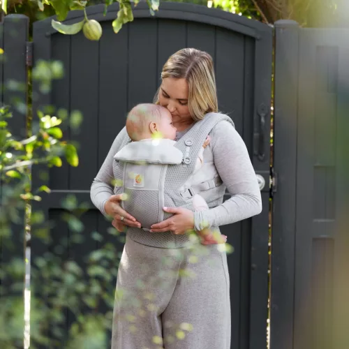 Ergobaby Adapt Soft Flex Mesh Hordozó: Pearl Grey / Gyöngy szürke