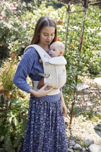 Ergobaby Adapt Soft Flex Mesh Hordozó: Natural Beige / Bézs