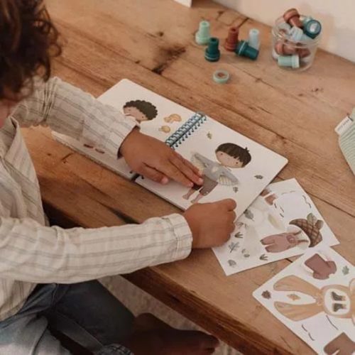 Little Dutch öltöztess fel matricás füzet - Forest Friends