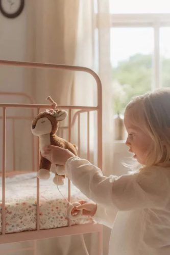 Little Dutch felhúzható zenélő őzike - Fairy Garden