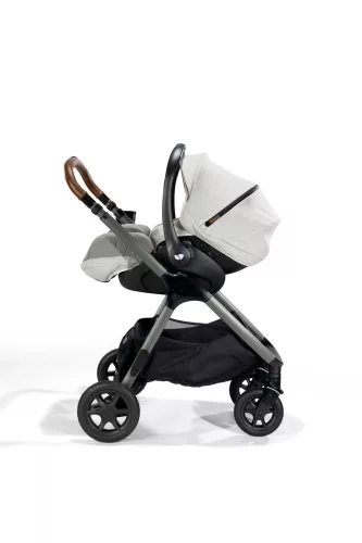 Joie Signature Finiti babakocsi Oyster